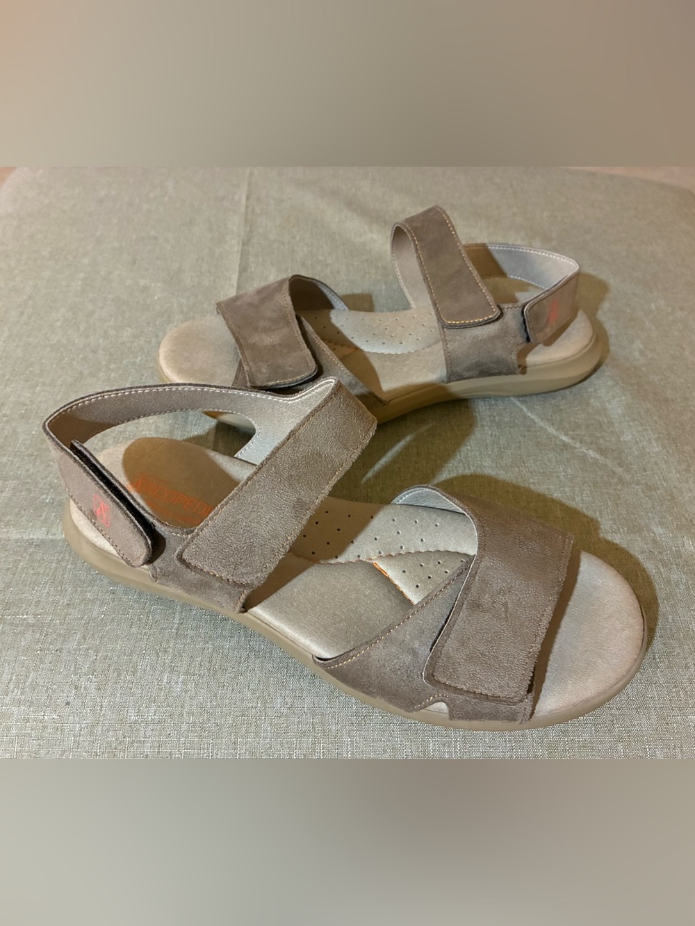 Arcopedico “Corbet” Vegan Leather Adjustable Comfort Sandals Taupe Beige 9/9.5